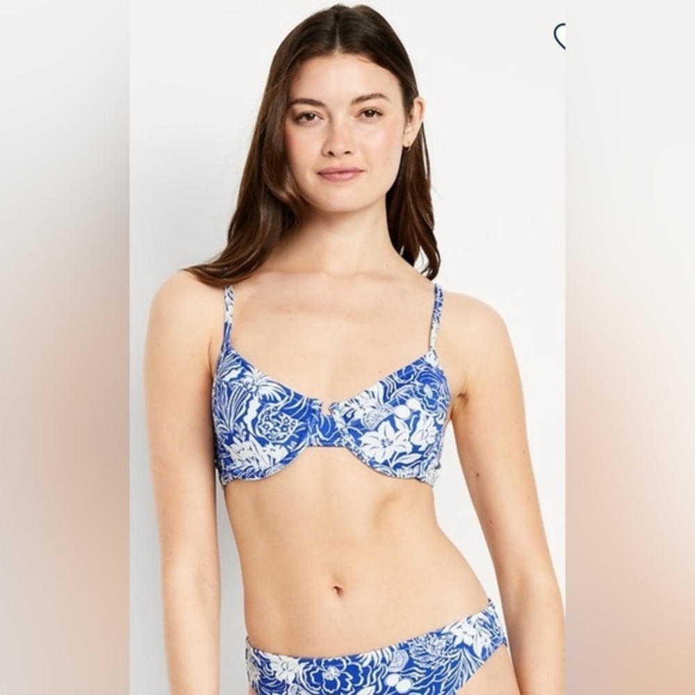 NEW…Old Navy Blue & White Floral Underwire Bikini Top and Bottom Set